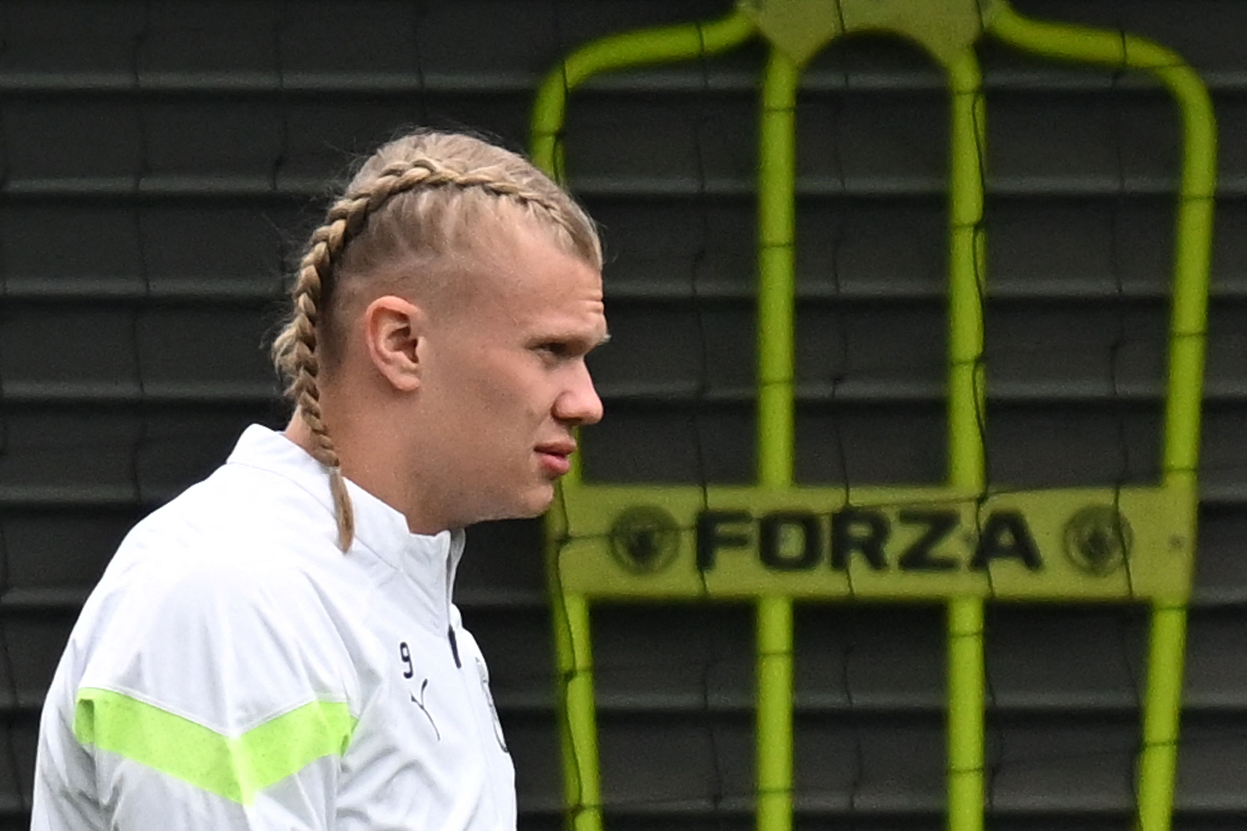 erling haaland haircut