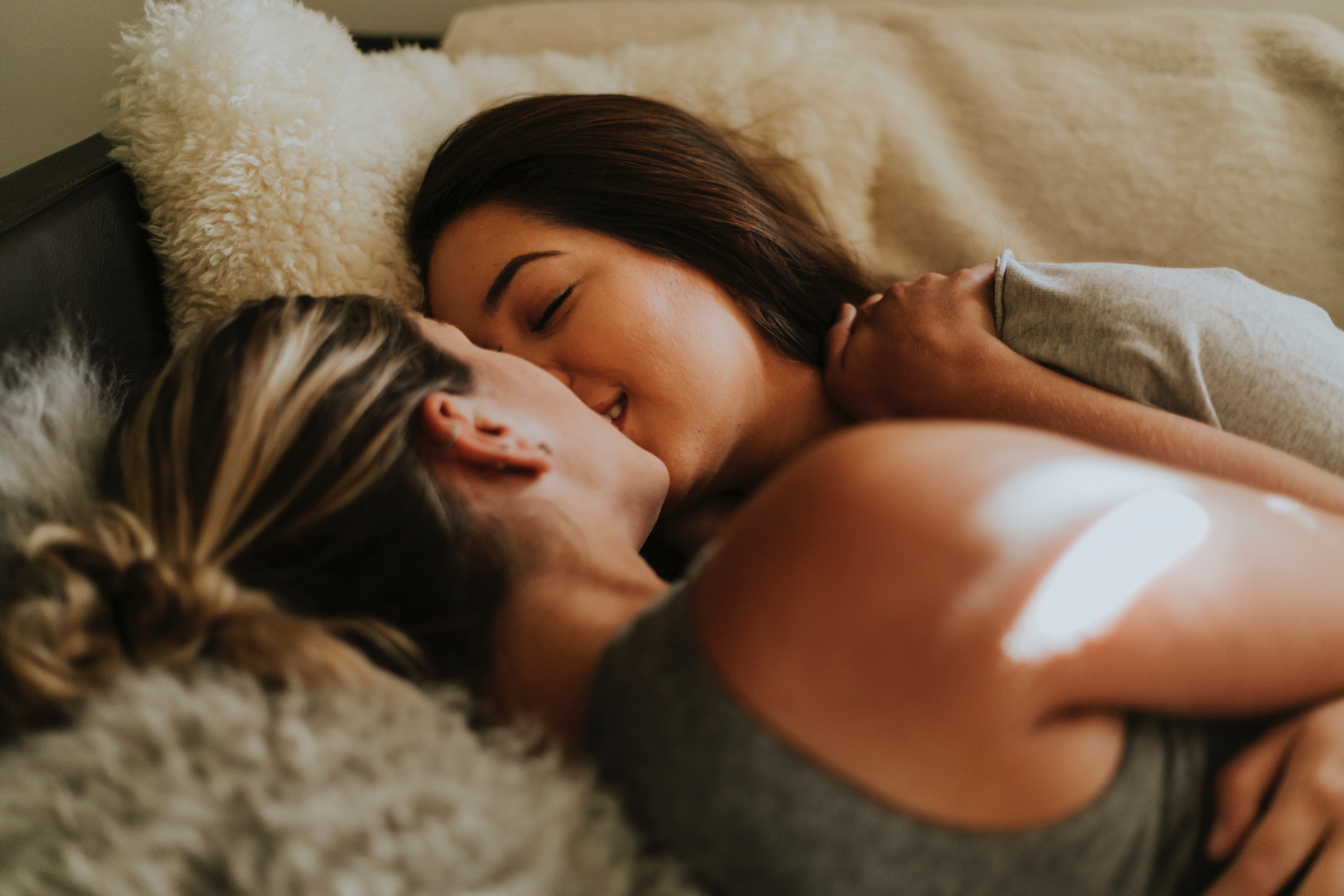 sleeping lesbians porn