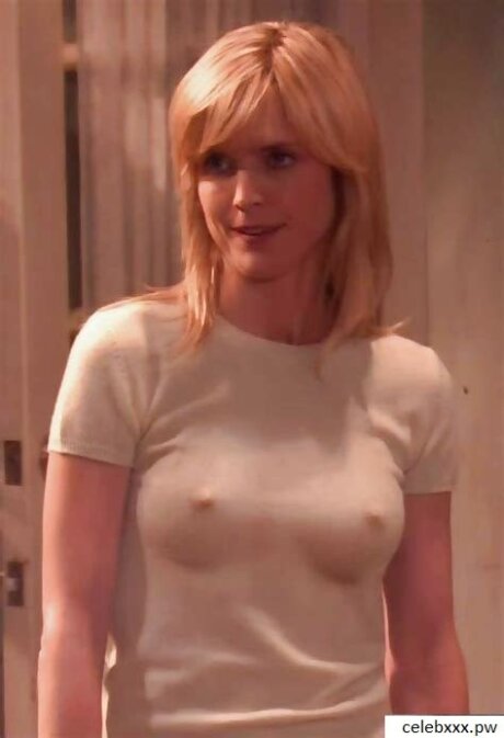 courtney thorne smith tits