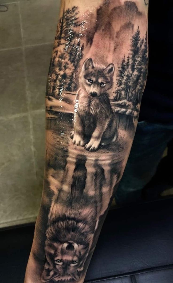 arm tattoo wolf