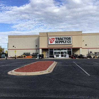 tractor supply watertown