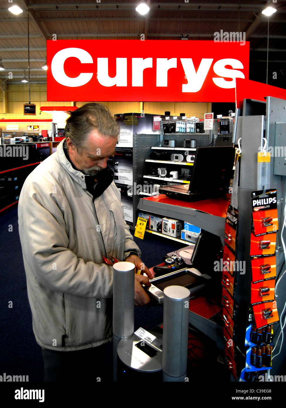 currys store stock check