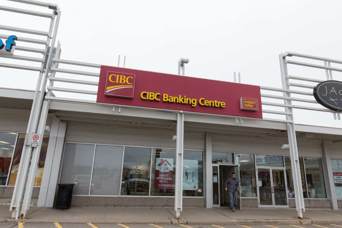 cibc branch open late