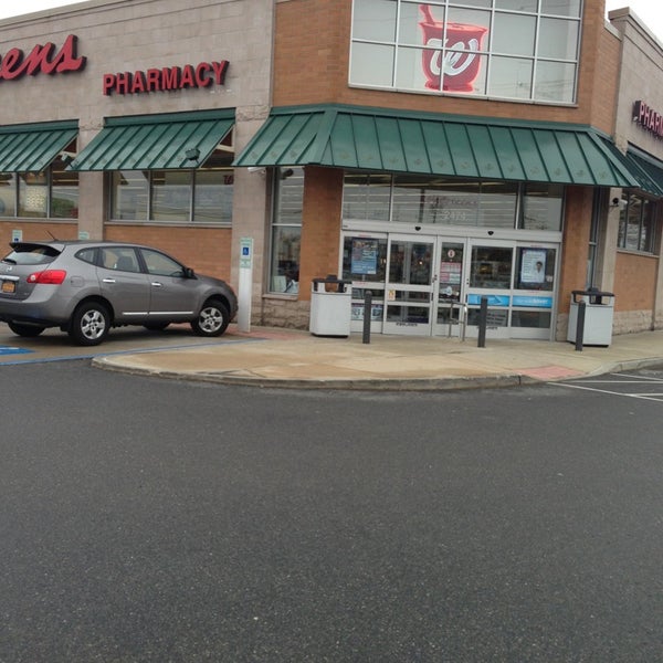 walgreens hempstead tpke