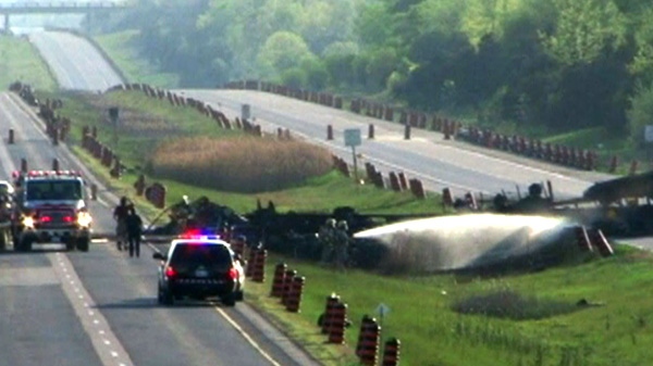 belleville 401 accident