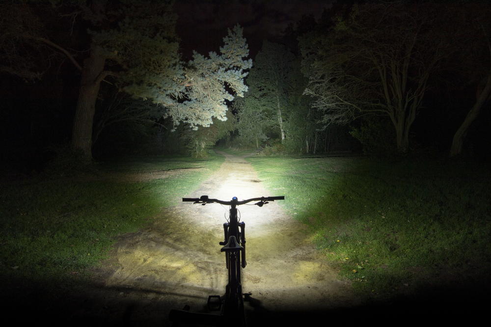 best mountain bike night lights