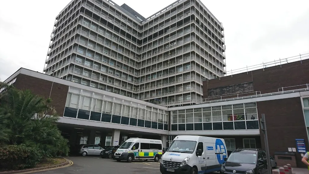 parking near charing cross hospital