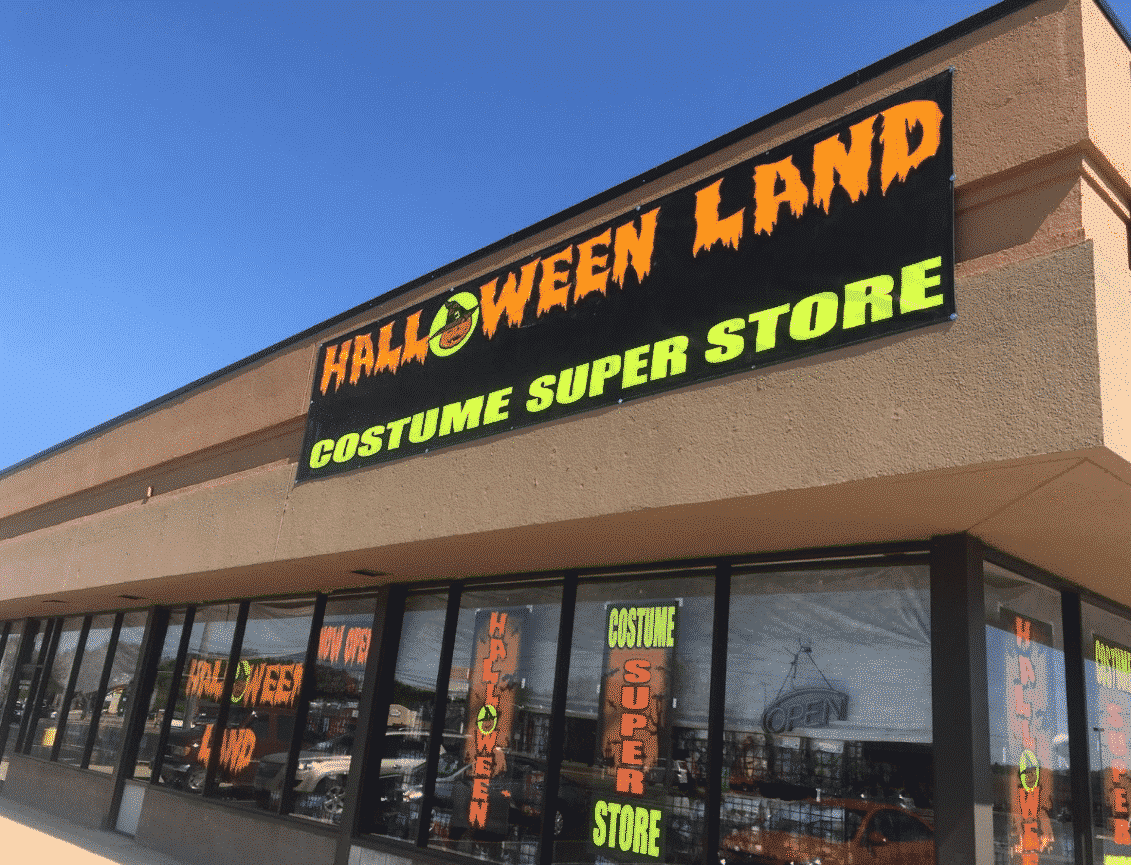 costume warehouse near me