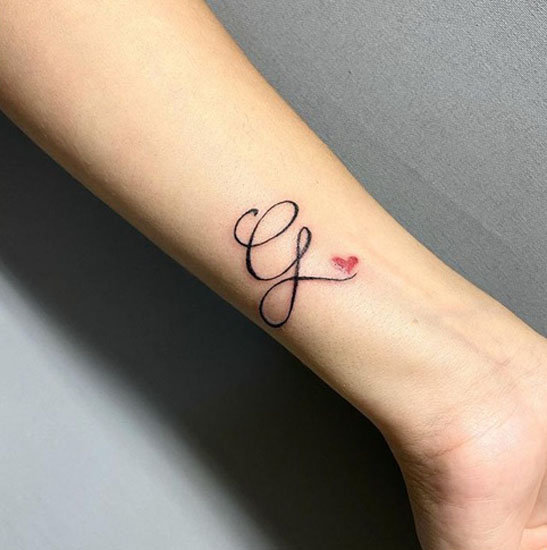 g letter tattoo designs on hand