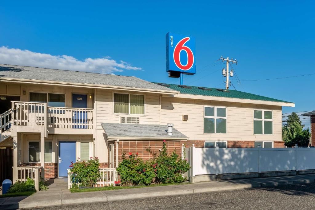 motel 6 clarkston wa