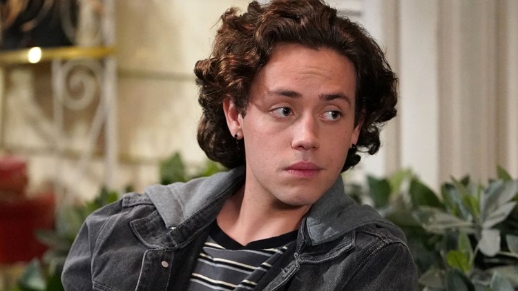 carl gallagher season 7