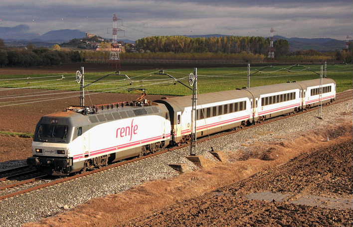 train cadiz to seville