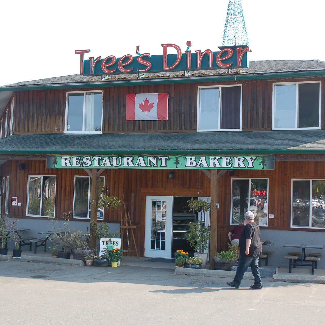 trees restaurant parksville