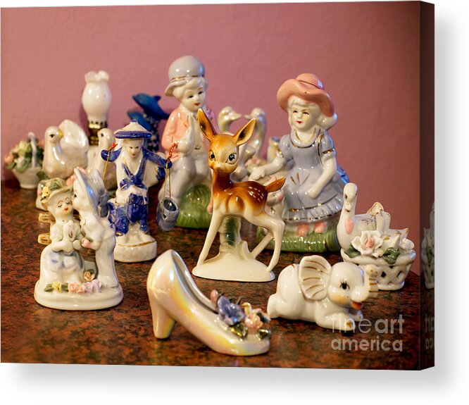 ceramic figurines