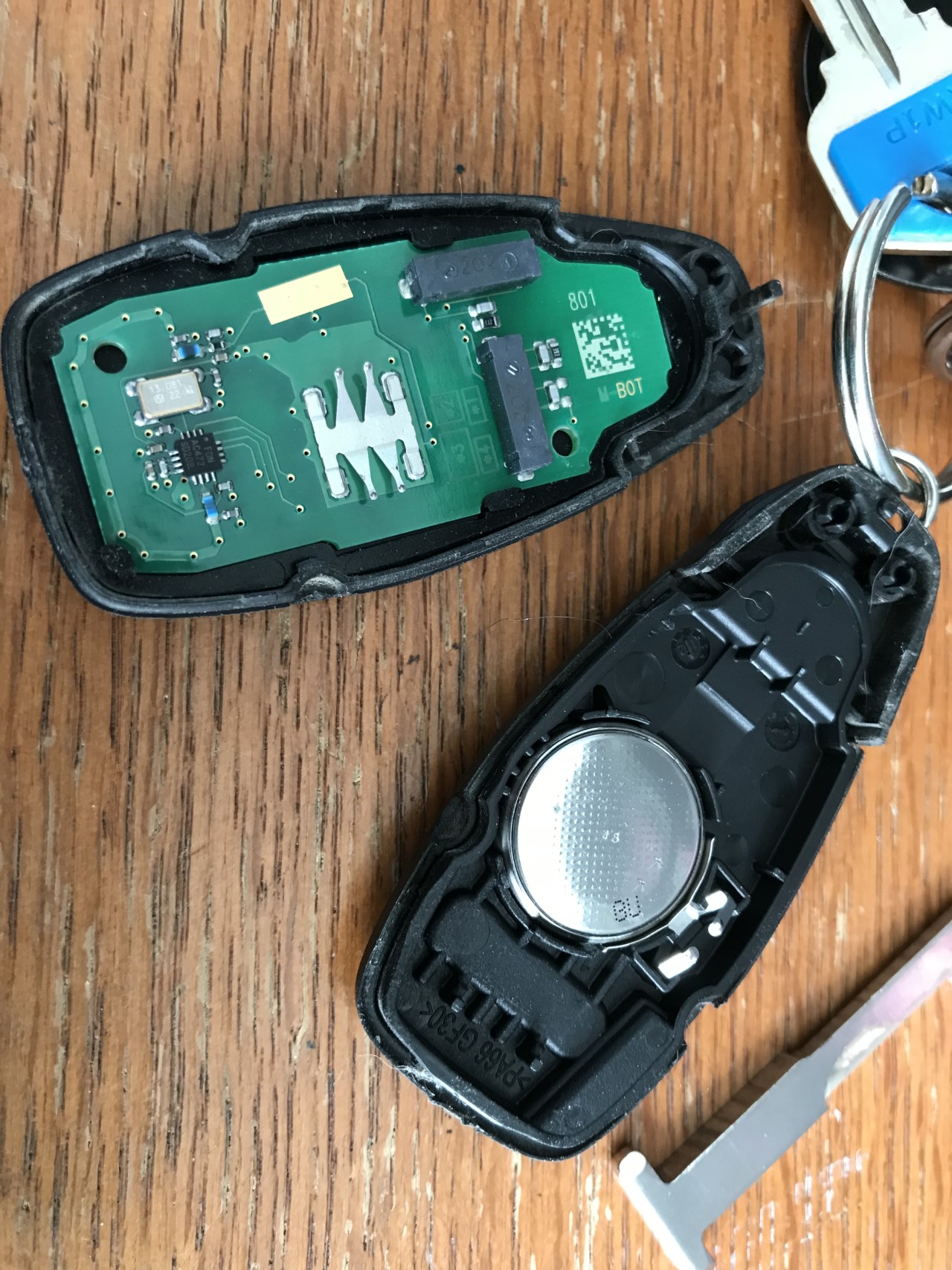 change battery in ford key fob