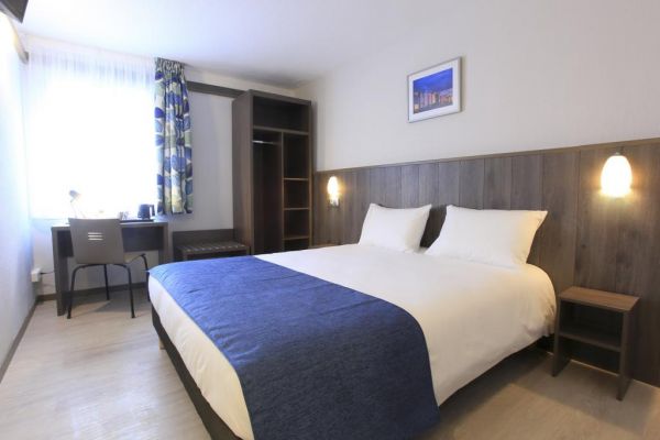 cheap hotels calais france