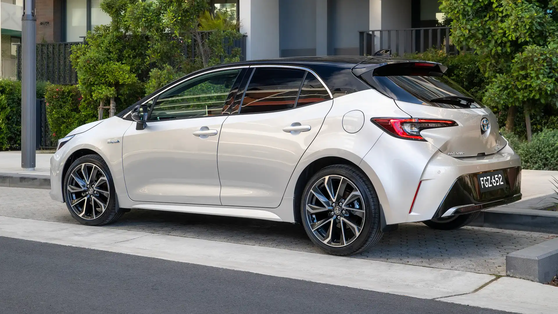 corolla hybrid australia price