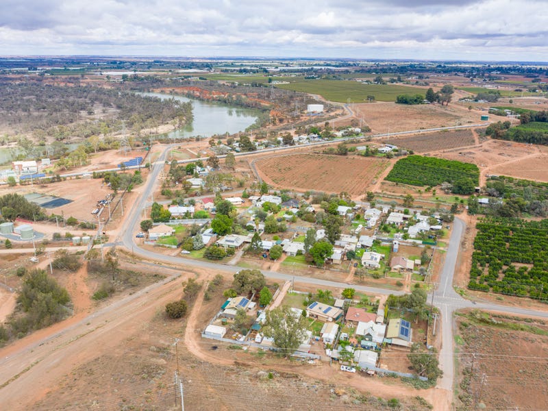 woomera avenue