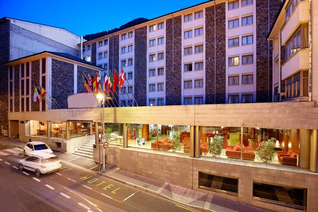 hotel delfos andorra booking