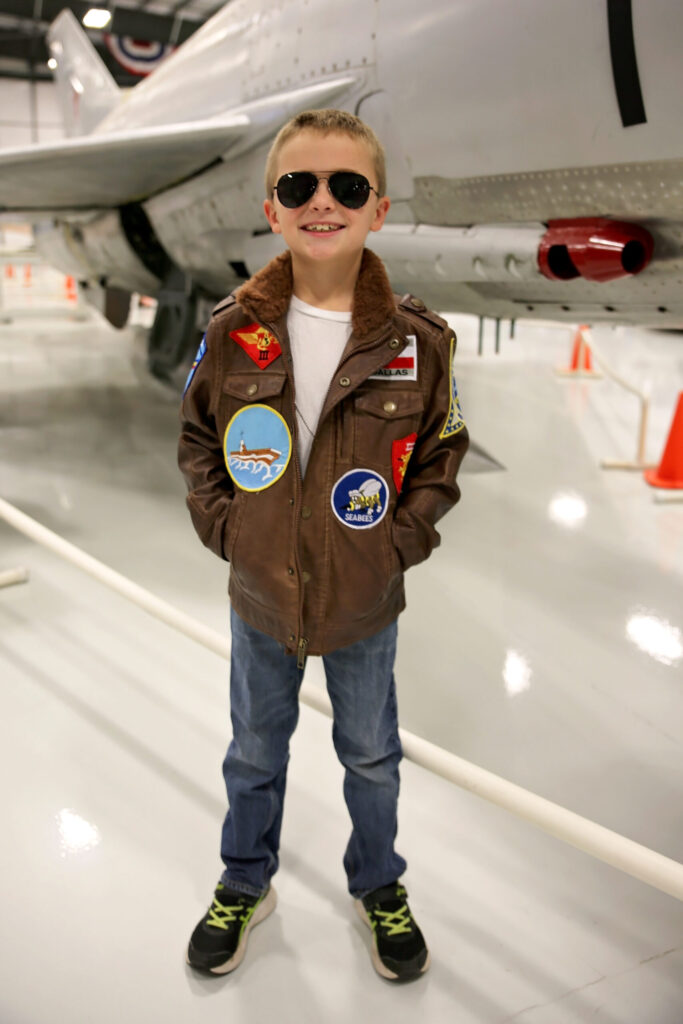 top gun maverick outfit