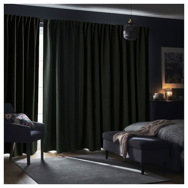 bedroom darkening curtains