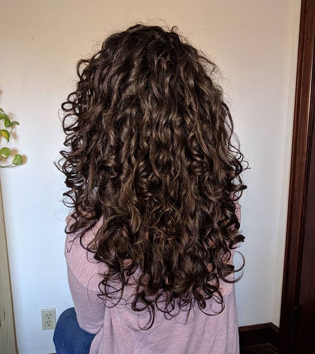 deep u haircut for curly hair