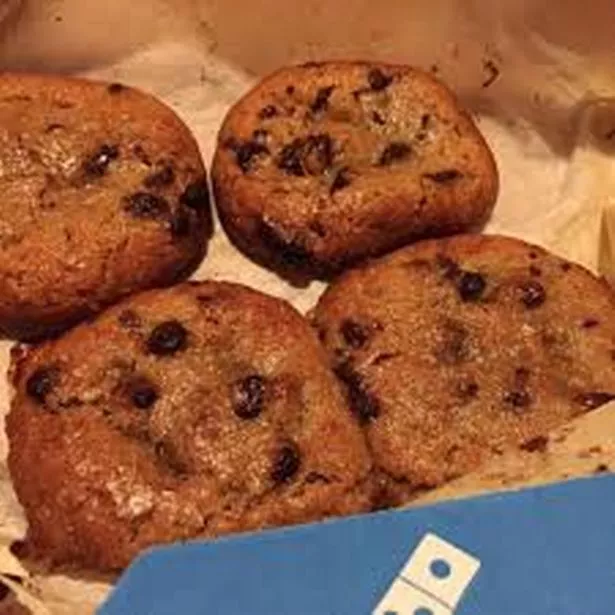 dominos cookies calories