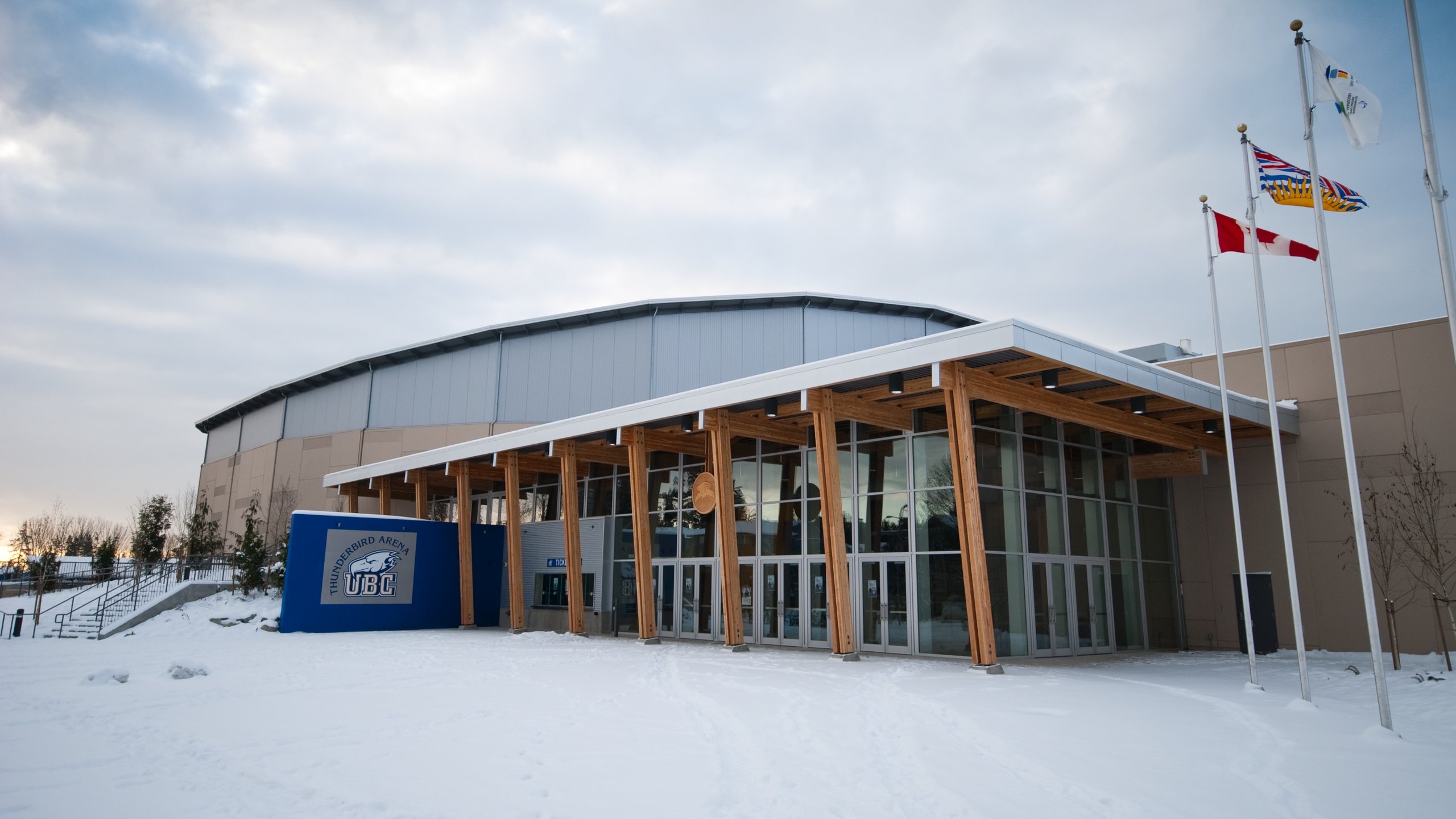 doug mitchell thunderbird sports center