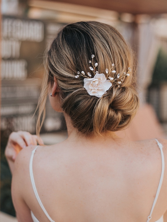 flower hair accessories for weddings