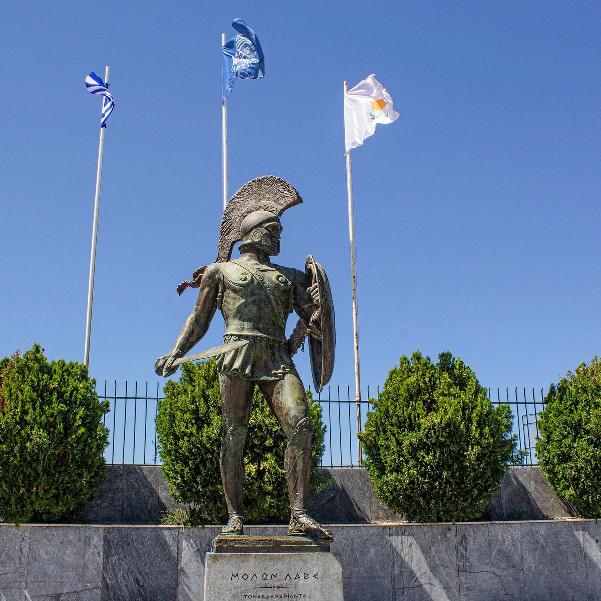 statue of leonidas greece