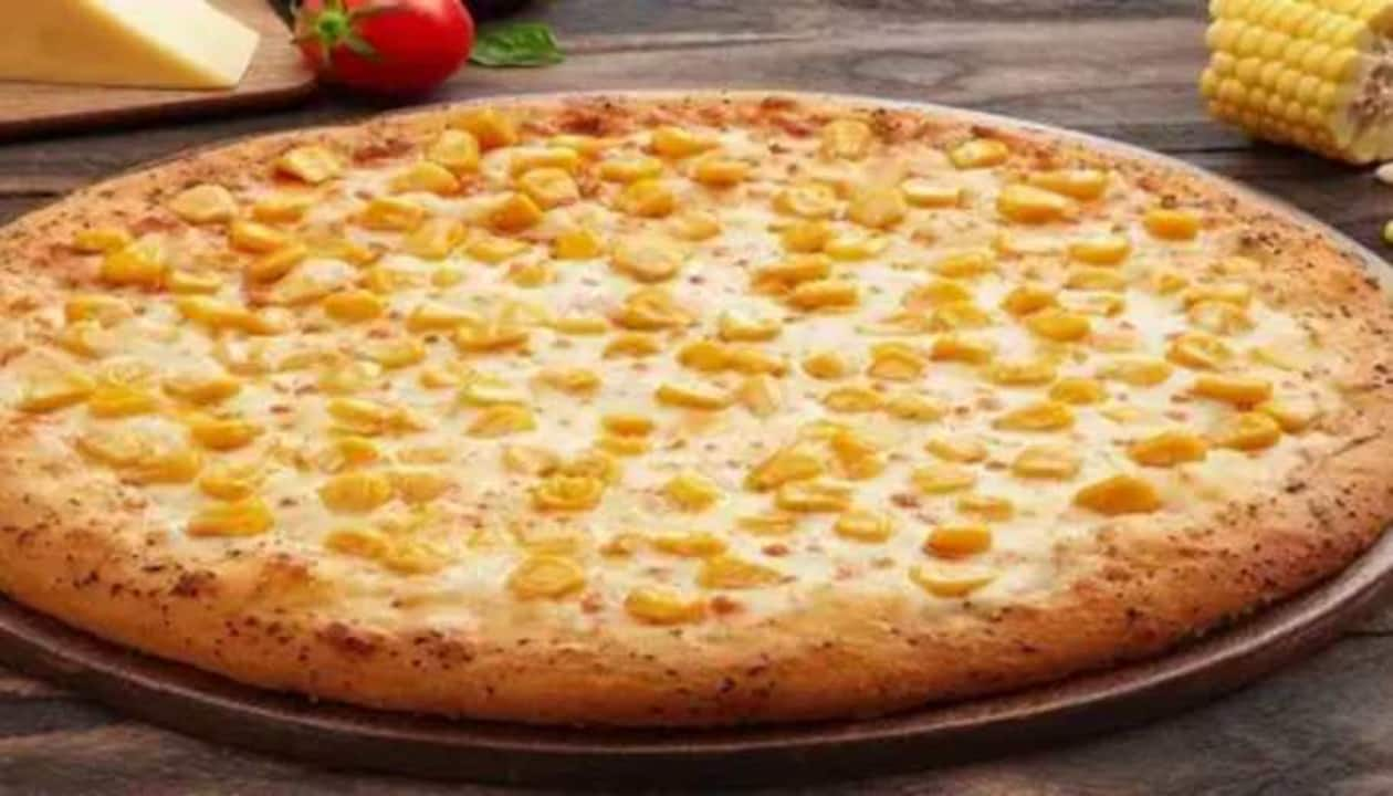 cheese corn pizza dominos