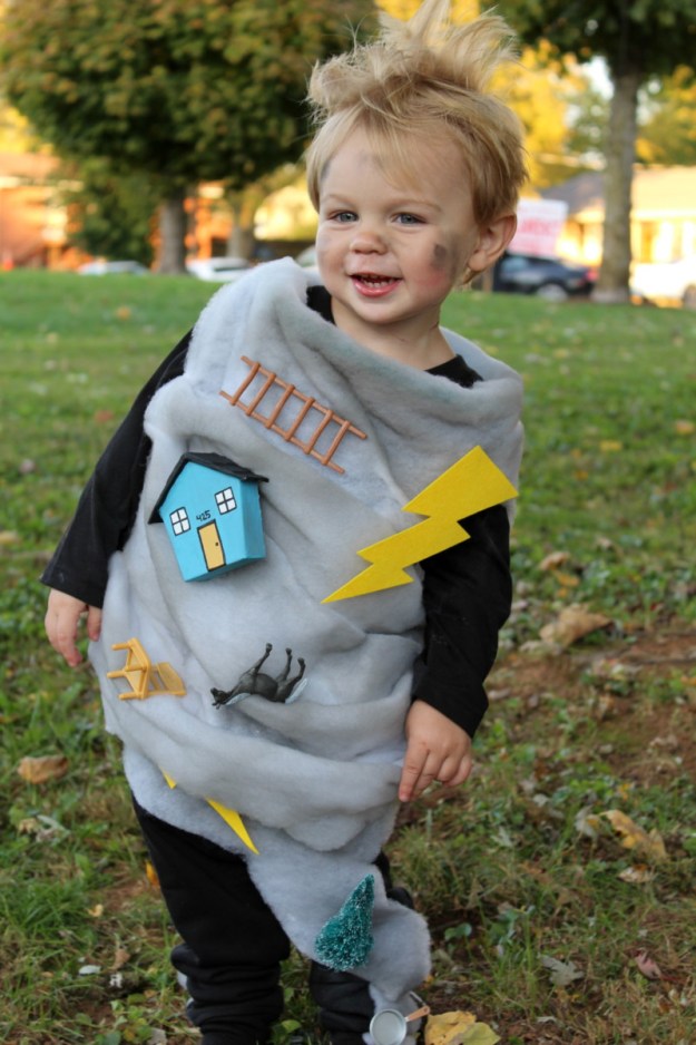 how do you make a tornado costume