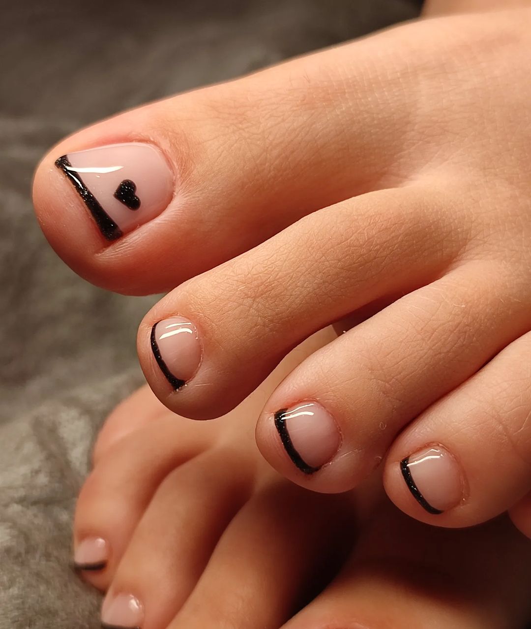 pedicure elegante 2023