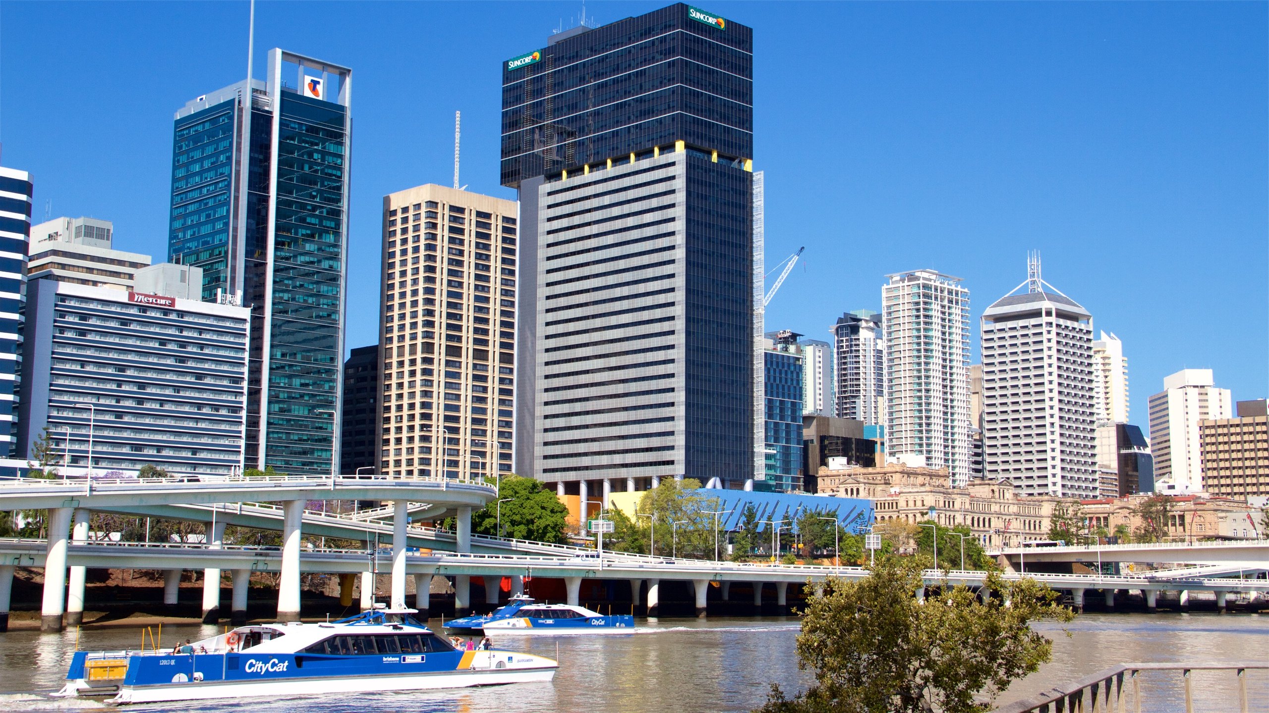 expedia hotels brisbane