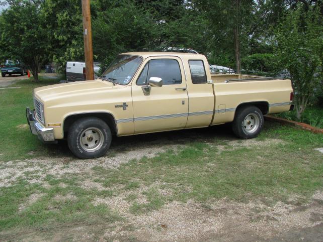 ext cab square body chevy