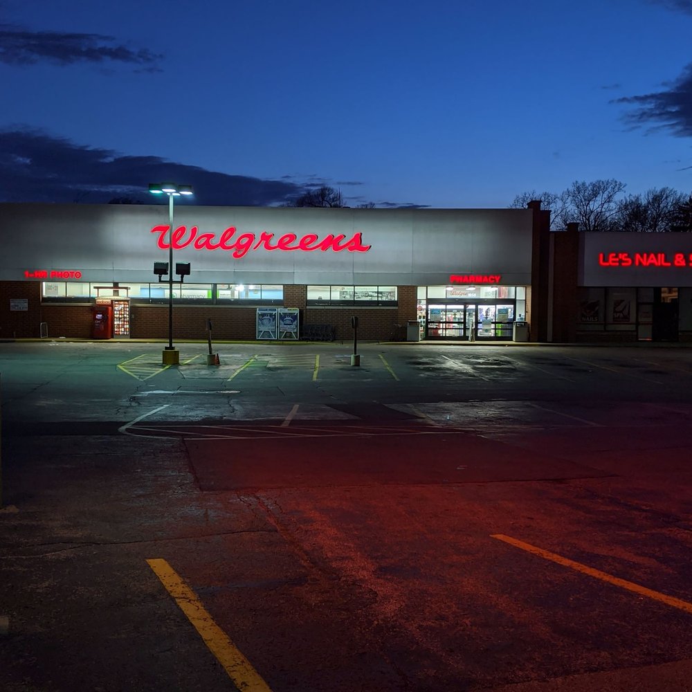 walgreens lutheran general hospital