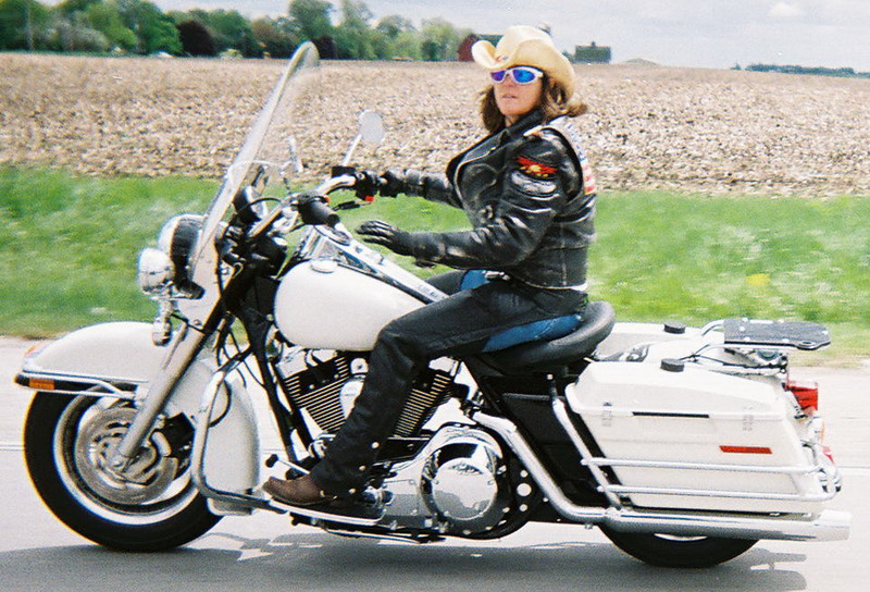 moto harley davidson road king police