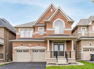 28 canary close brampton