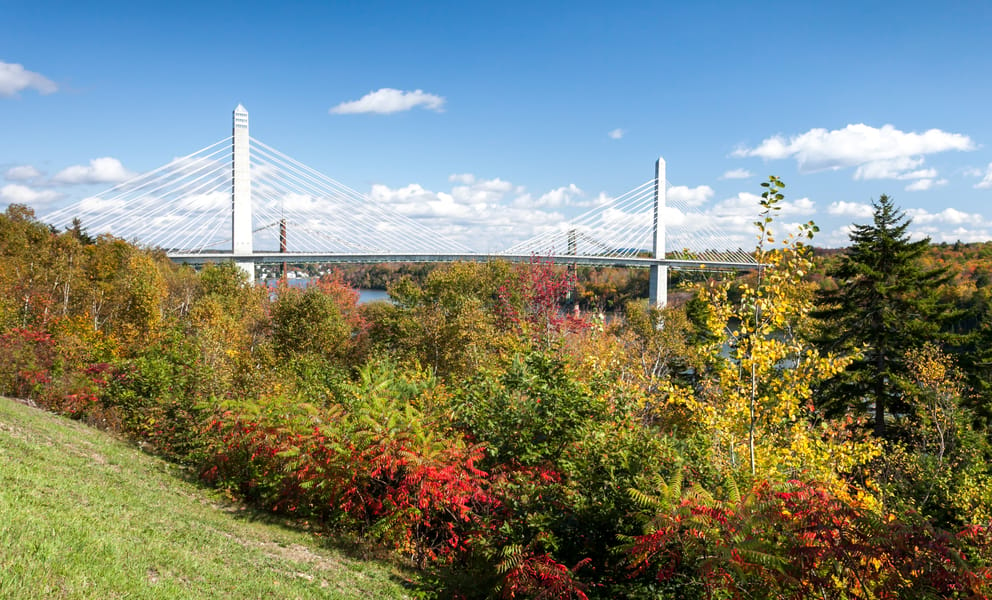 flights from detroit to maine