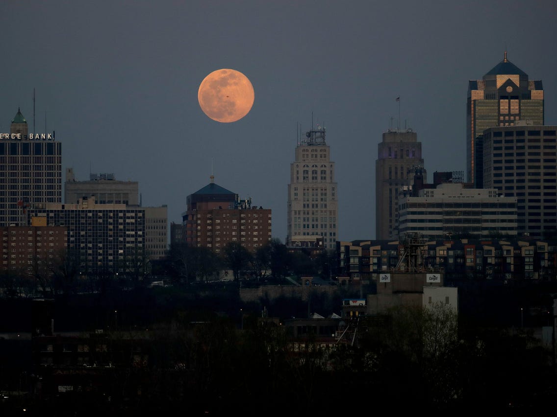 full moon rise september 2023