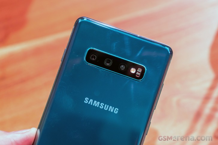 galaxy s10 plus gsmarena review