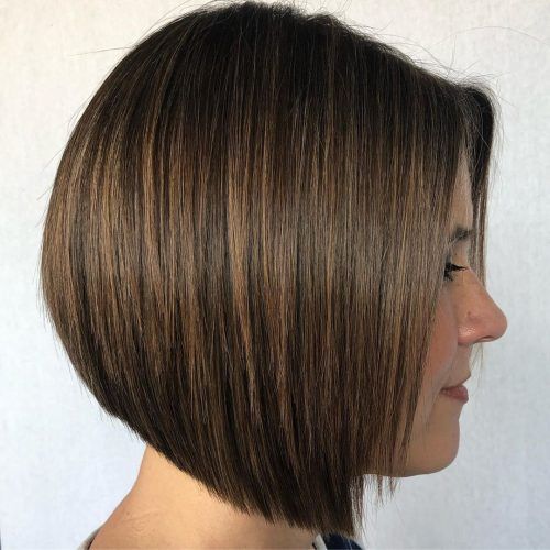 gradual bob cut