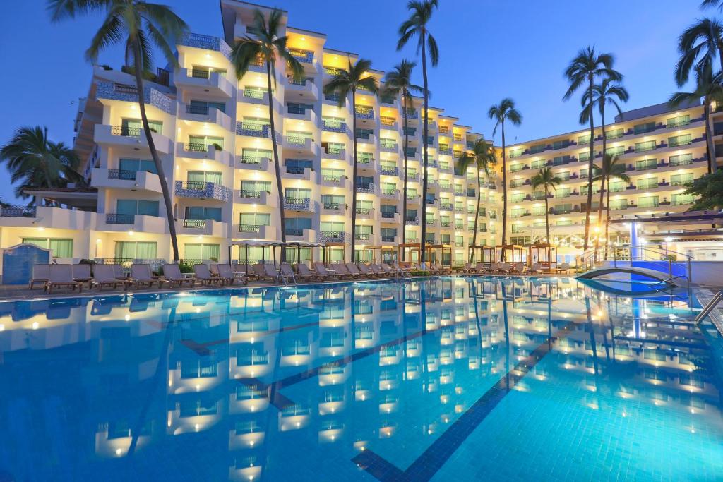 grand paradise puerto vallarta