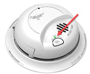 green light blinking on smoke detector