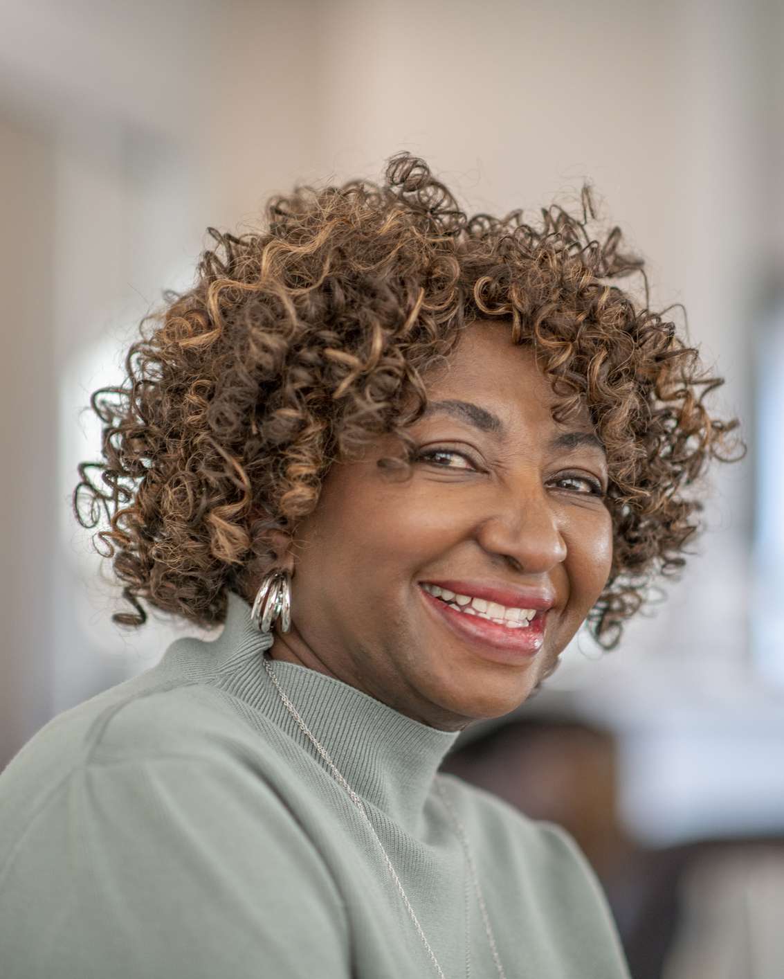 hair styles for older women