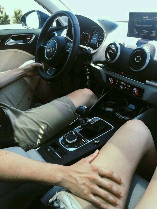 hand on thigh while driving meme