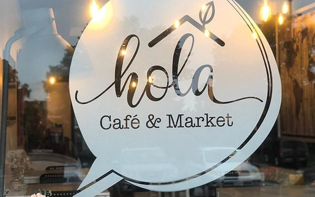 hola cafe and market