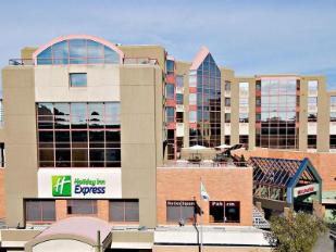 holiday inn express vancouver metrotown burnaby burnaby bc canada