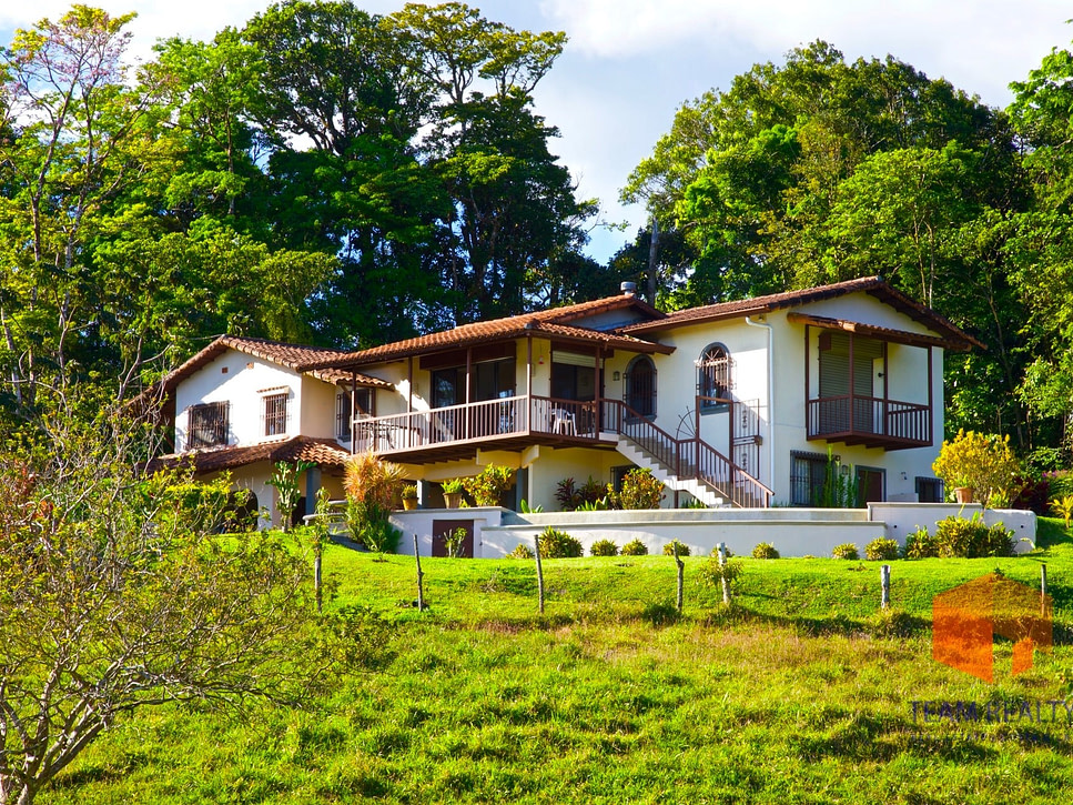 homes for sale lake arenal costa rica