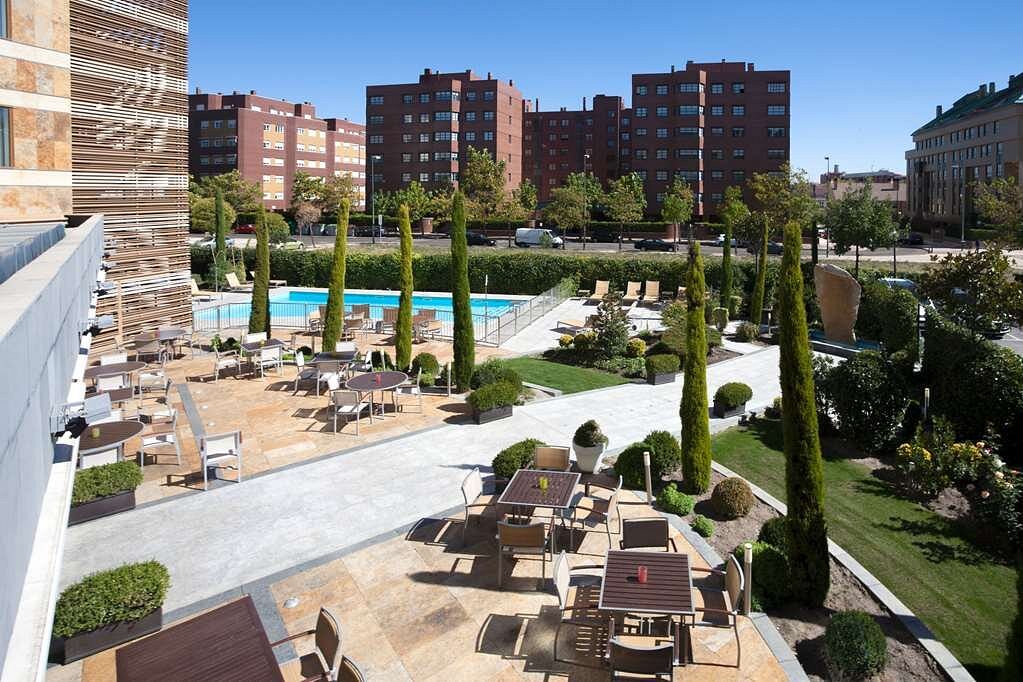 hoteles con piscina en castilla y león